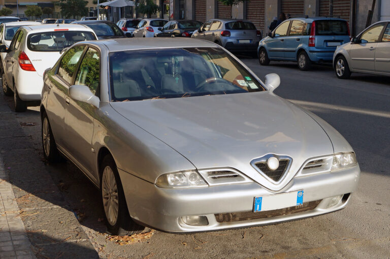 Alfa Romeo 166 – dane techniczne i opinie