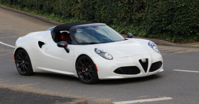 Alfa Romeo 4C - dane techniczne i opinie