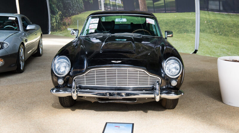 Aston Martin Rapide - dane techniczne i opinie