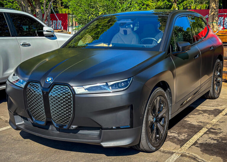 Audi Q8 – dane techniczne i opinie