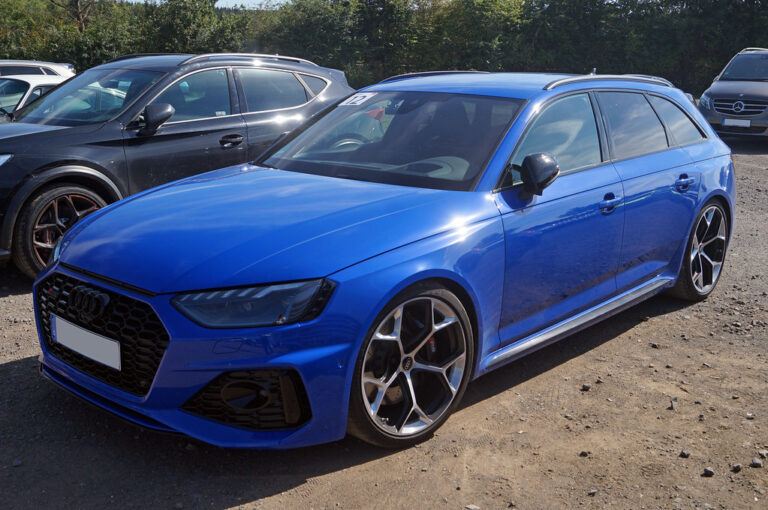 Audi RS4 – dane techniczne i opinie