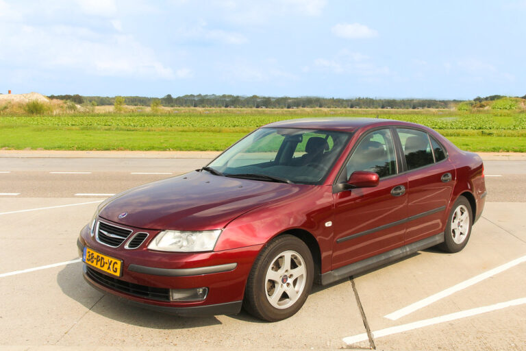 Cadillac BLS – dane techniczne i opinie