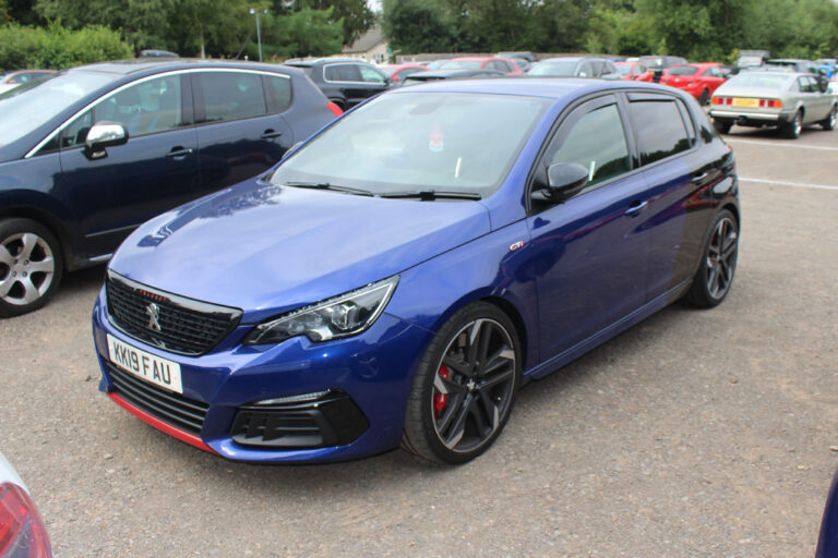 Citroen C4 – dane techniczne i opinie