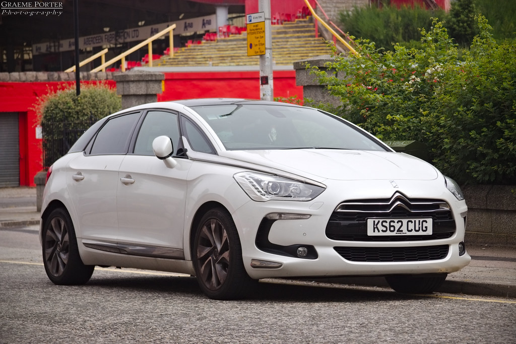 Citroen DS5 - dane techniczne i opinie