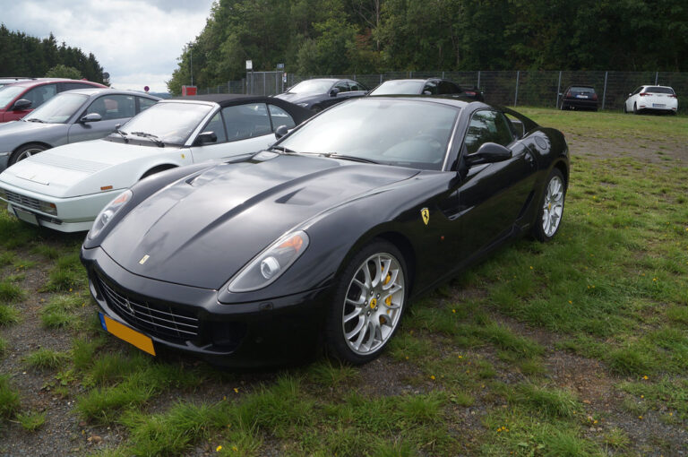Ferrari 599 – dane techniczne i opinie