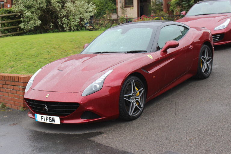 Ferrari F12 – dane techniczne i opinie