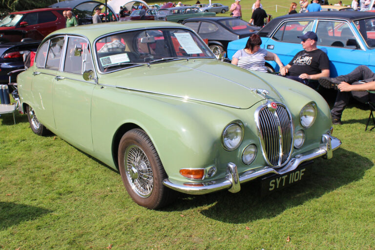 Jaguar S-Type – dane techniczne i opinie