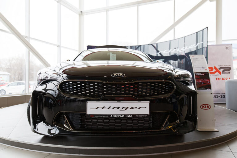 Kia Stinger – dane techniczne i opinie
