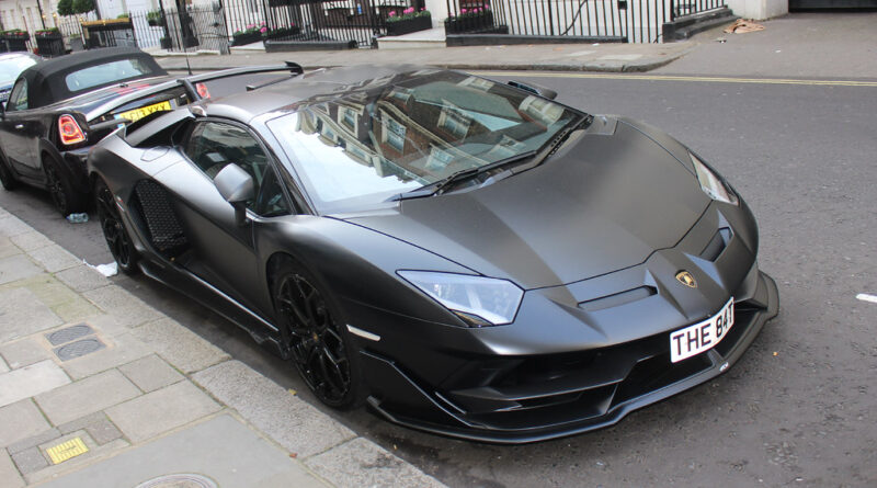 Lamborghini Aventador - dane techniczne i opinie
