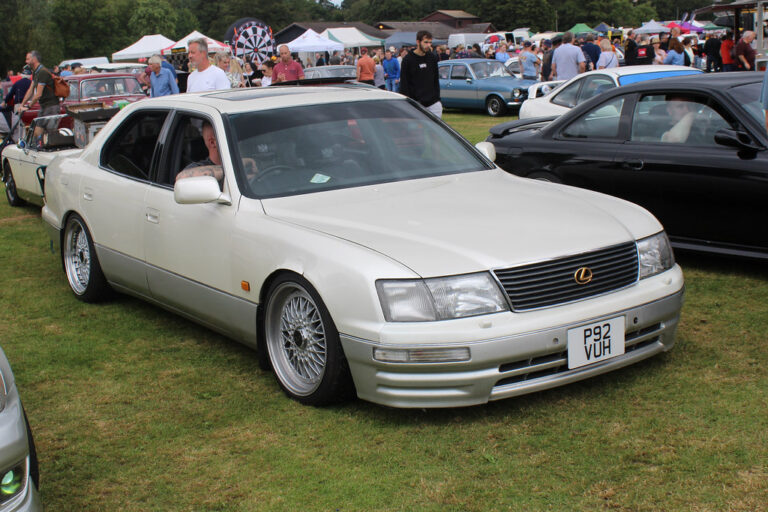 Lexus LS – dane techniczne i opinie