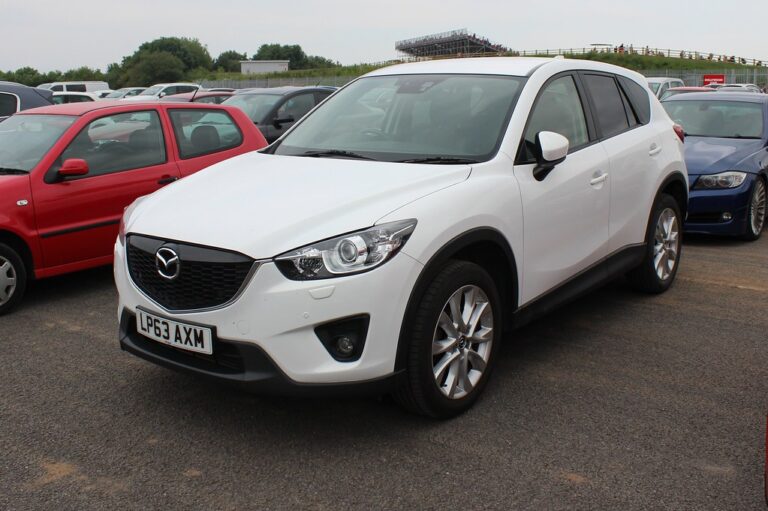 Mazda CX-7 – dane techniczne i opinie