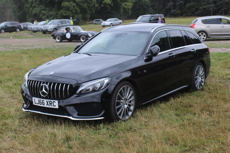 Mercedes-Benz CLA – dane techniczne i opinie