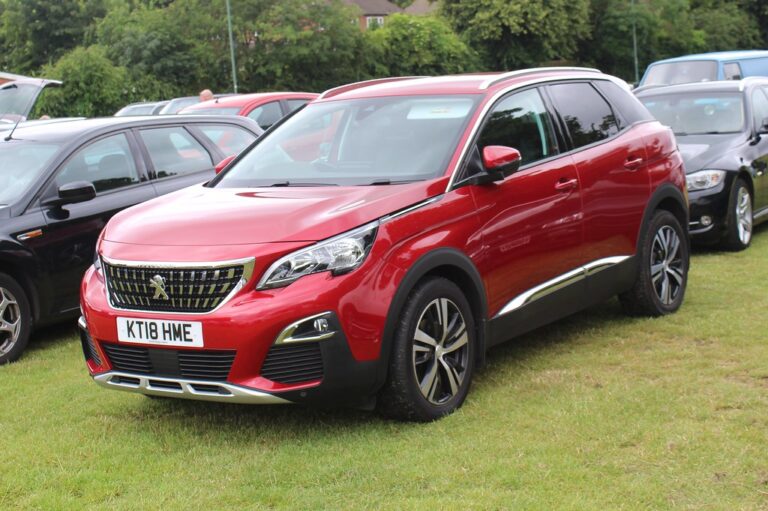 Peugeot 2008 – dane techniczne i opinie