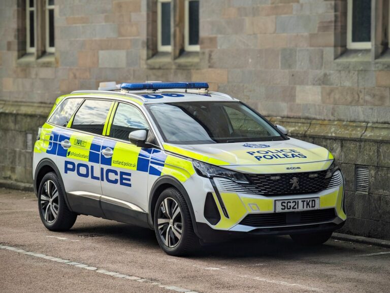 Peugeot 5008 – dane techniczne i opinie