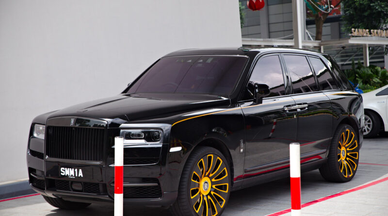 Rolls-Royce Cullinan - dane techniczne i opinie