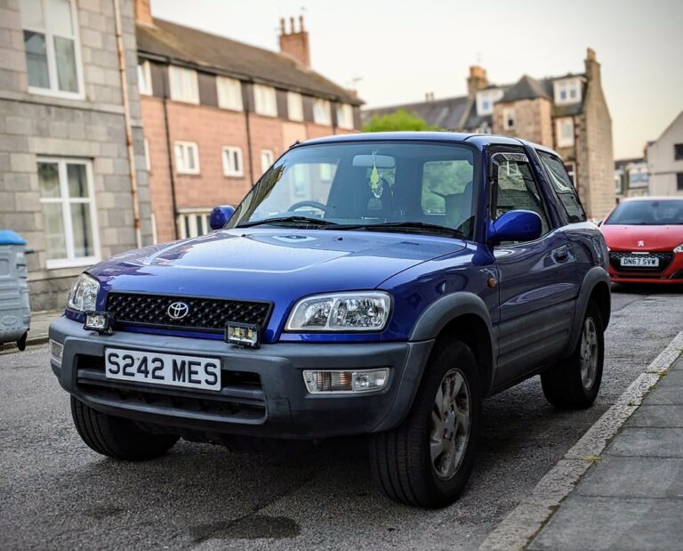 Toyota RAV4 – dane techniczne i opinie