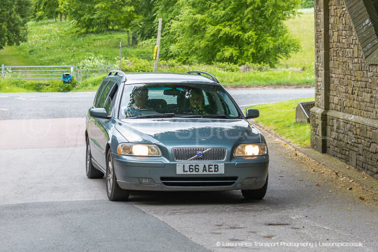 Volvo V70 – dane techniczne i opinie