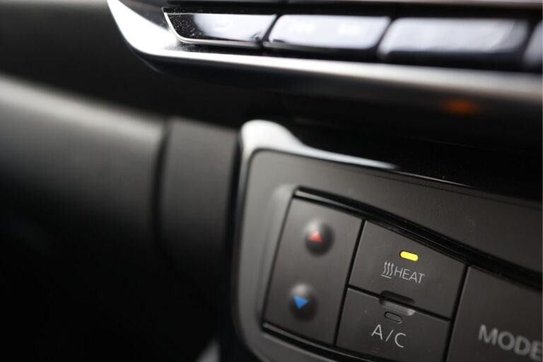 Jak sprawdzić, czy sprężarka klimatyzacji działa poprawnie i co może ją blokować