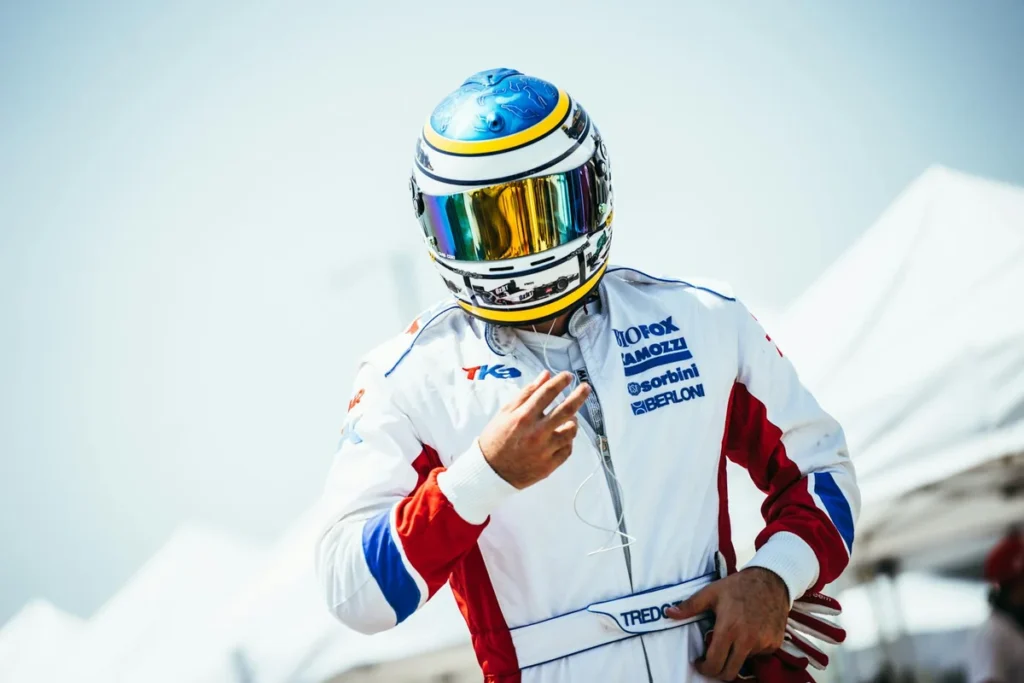 Najlepsi kierowcy F1 w historii – kto zasłużył na tytuł legendy toru?